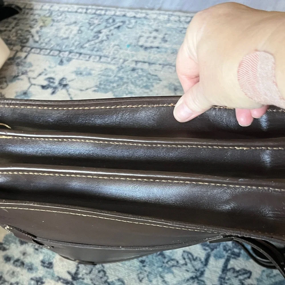 Vintage WW 11 US Army Issue Type V 297 -1507 V Classic Leather Briefcase UNISEX